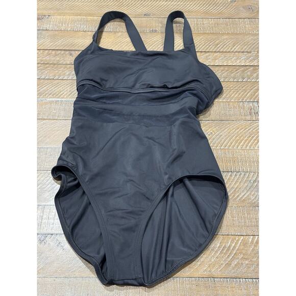 Nike Women's Mesh Black V-Back One Piece Swimsuit NESS9365 - L - Picture 6 of 11